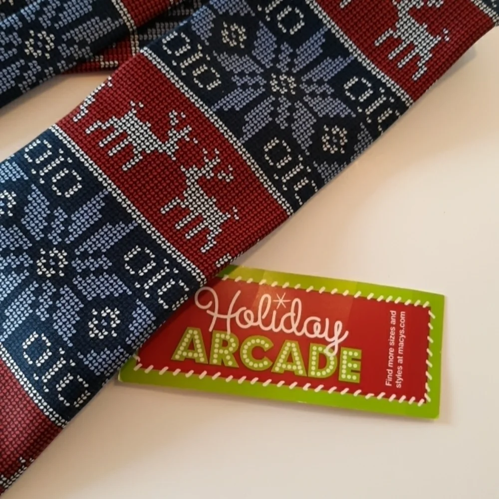 Macys Holiday Arcade Christmas tie new
